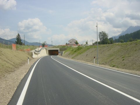 Umfahrungsstraße von Niederdorf